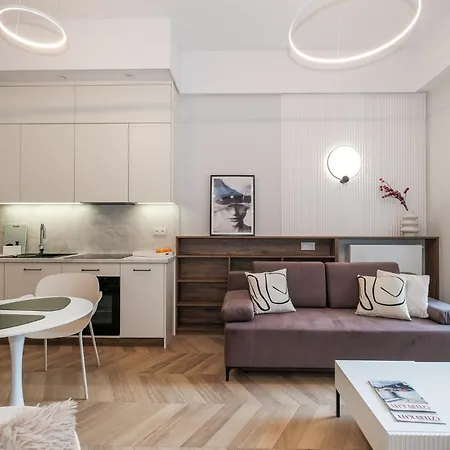 Przy Nawrot, Wszystko Nowe, 550 M Do Piotrkowskiej