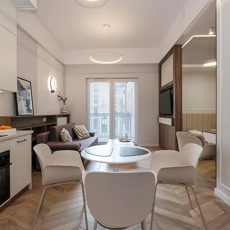 Apartmán Przy Nawrot, Wszystko Nowe, 550 M Do Piotrkowskiej Lodž