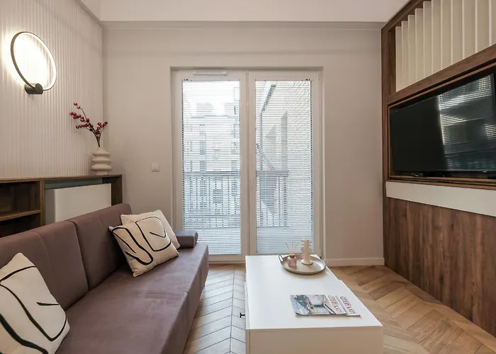 Przy Nawrot, Wszystko Nowe, 550 M Do Piotrkowskiej Lejlighed