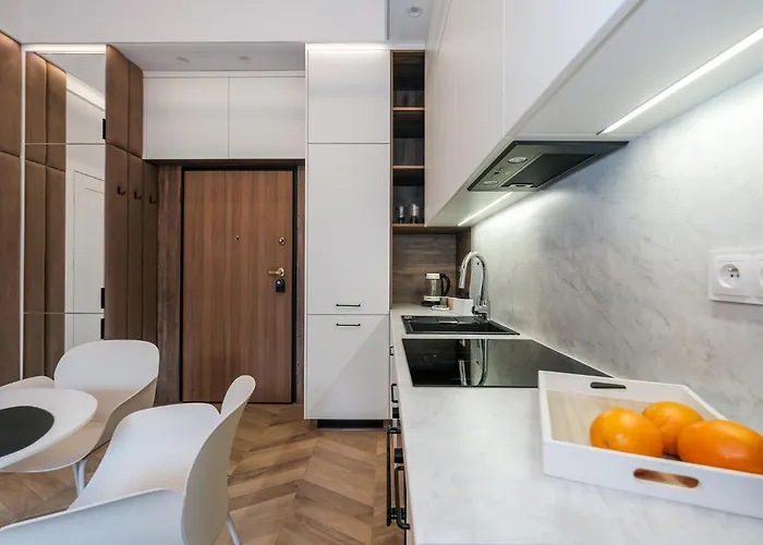 Przy Nawrot, Wszystko Nowe, 550 M Do Piotrkowskiej *